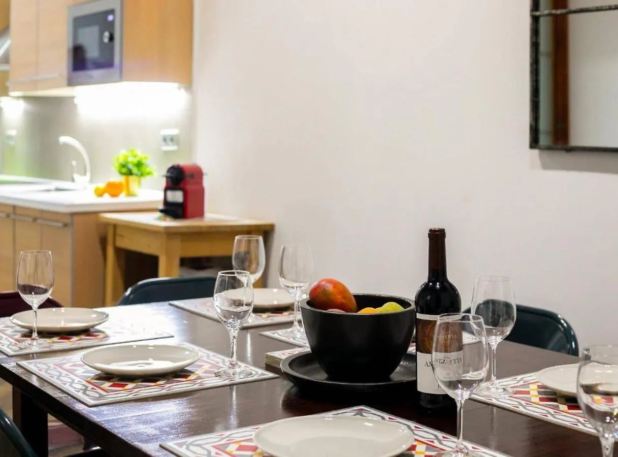 Great Spacious Apartment In The Gothic Quarter Barcelona